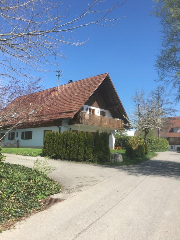 Ferienwohnung Wippenreute Ravensburg Exterior photo